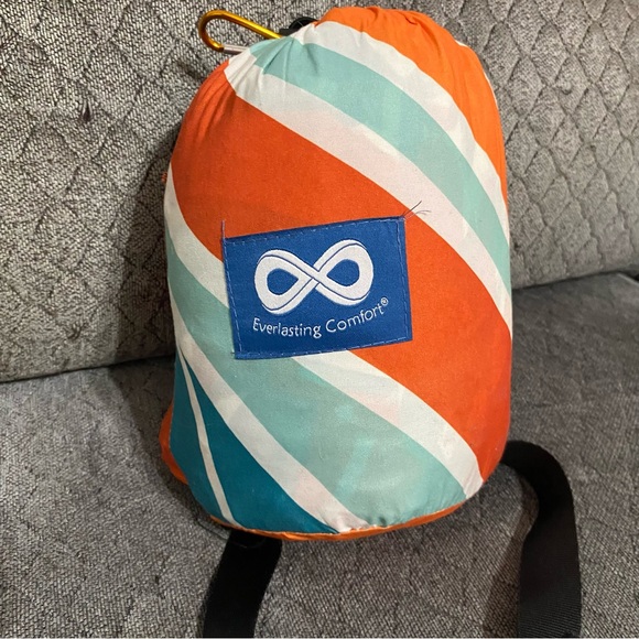 Sand Free Beach Blanket - Picture 1 of 2